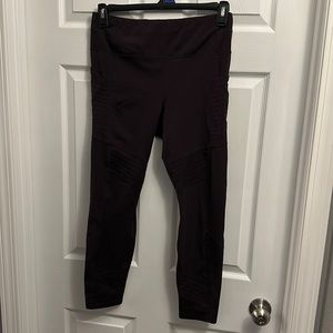 Active Life. Women’s purple leggings size XL.